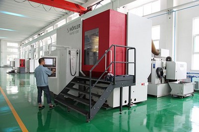 High-precision gear grinding machine